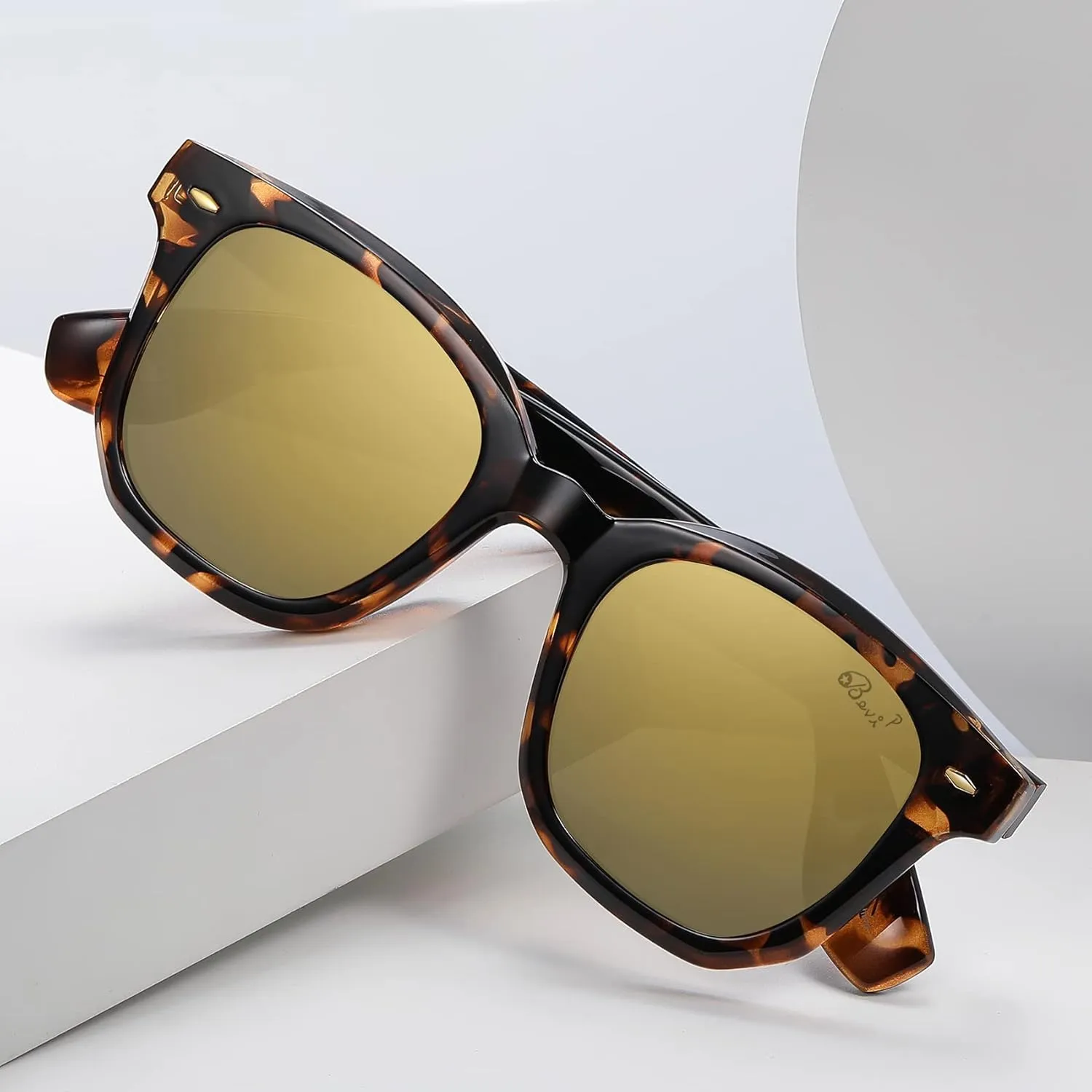 Bevi Retro Polarized Designer Sunglasses for Men and Women UV 400 Protection Lens Lightweight
