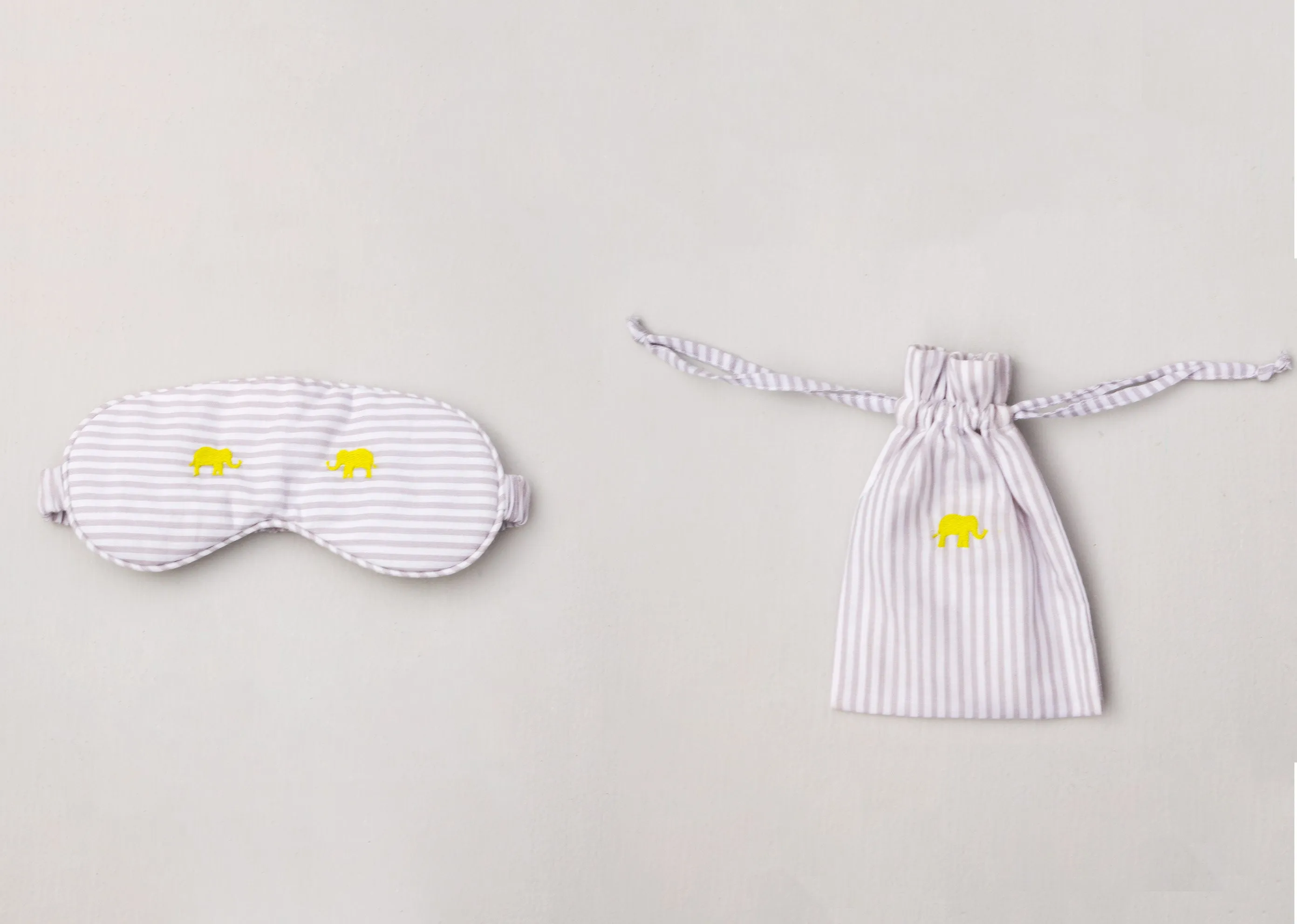 Ele Snooze Eye Mask with Pouch