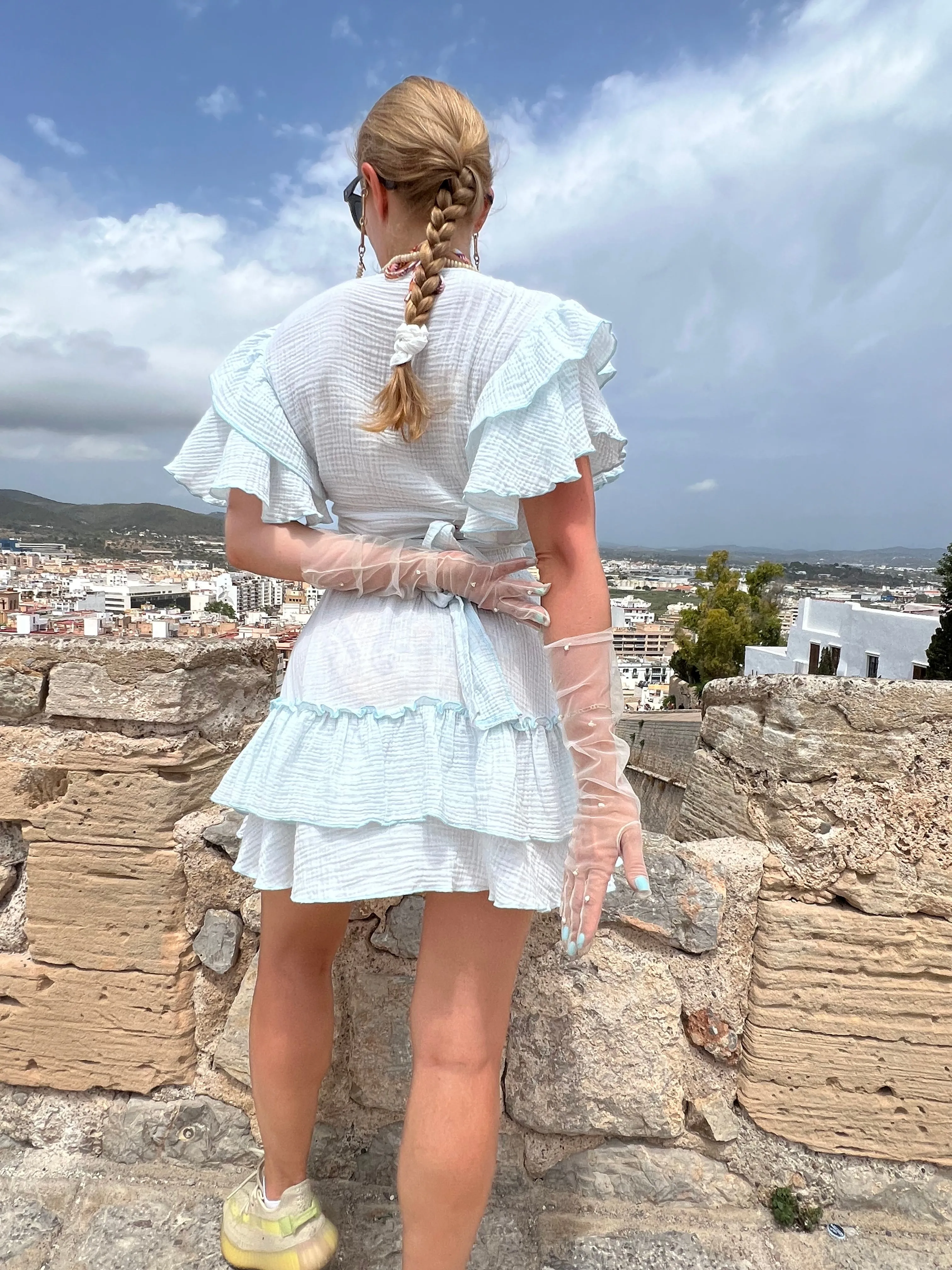 Long Gloves, “Pearls” in White