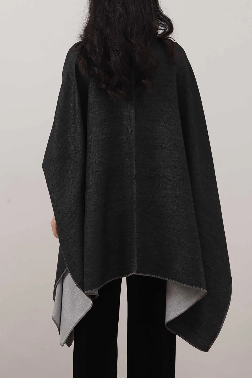 TWO TONE CAPE SHAWL