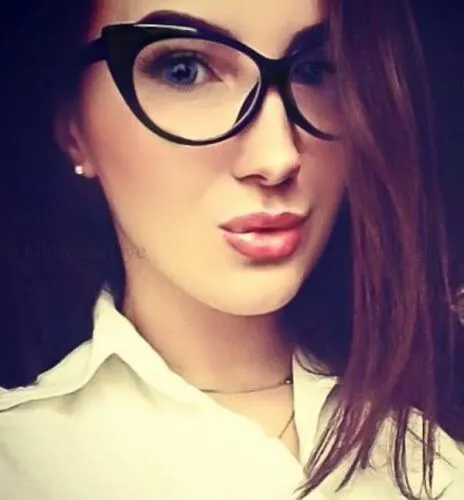 Vintage Style Cat Eye Tortoise Clear Elegant Glasses
